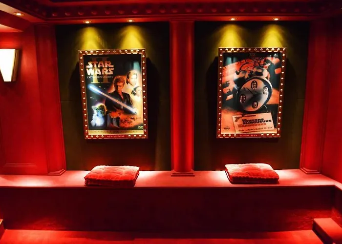 Toulousaine De Standing - Garage - Cour - Cinema Тулуза